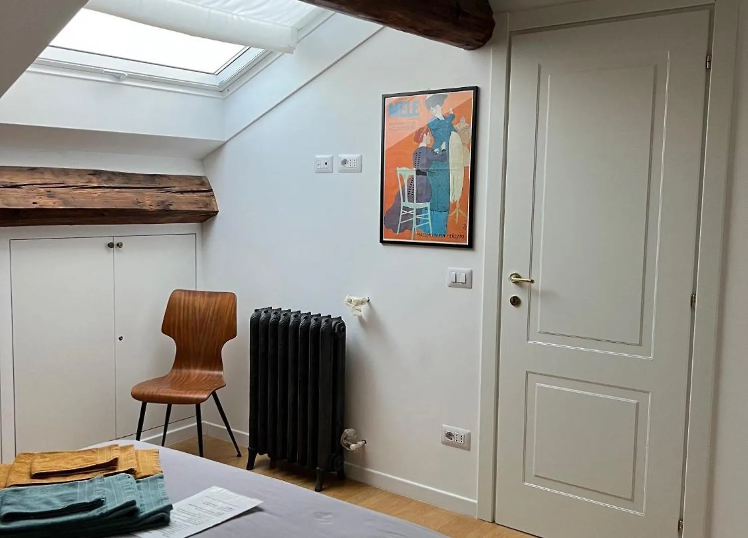 Design Suites In The Heart Of Milan Apartment